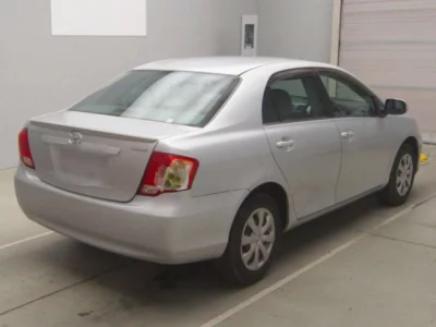 Toyota COROLLA AXIO  с аукциона в Японии