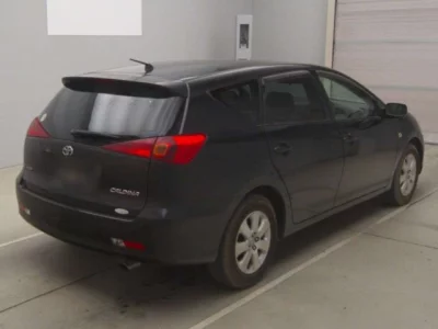 Toyota CALDINA  с аукциона в Японии