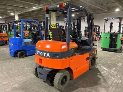 Toyota FORKLIFT