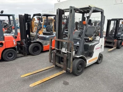 Nissan FORKLIFT