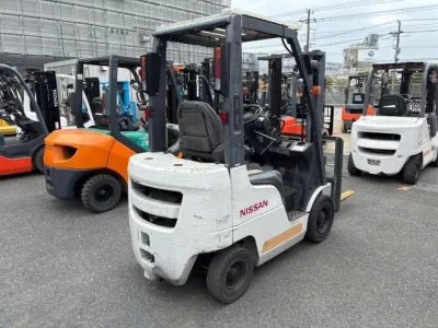 Nissan FORKLIFT
