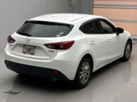 Mazda AXELA лот № 49013 оценка 3.5  с аукциона в Японии 1