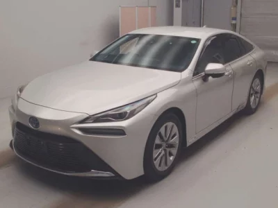 Toyota MIRAI  с аукциона в Японии