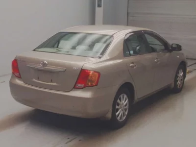 Toyota COROLLA AXIO  с аукциона в Японии
