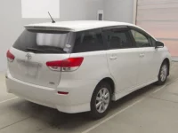 Toyota WISH лот № 70124 оценка R  с аукциона в Японии 1