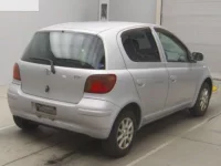 Toyota VITZ лот № 70107 оценка 2  с аукциона в Японии 1