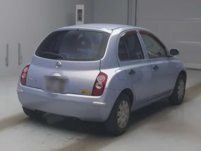 Nissan MARCH  с аукциона в Японии