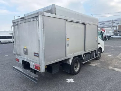 Hino DUTRO  с аукциона в Японии