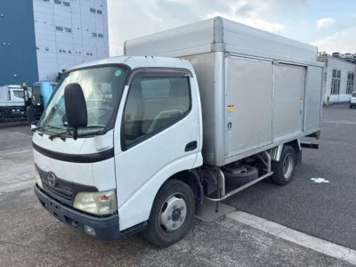 Hino DUTRO  с аукциона в Японии