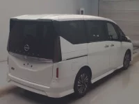 Nissan SERENA лот № 2080 оценка 3.5  с аукциона в Японии 1