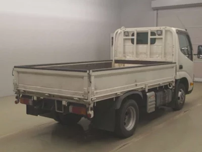 Hino DUTRO  с аукциона в Японии