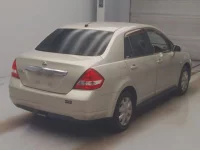 Nissan TIIDA LATIO лот № 9079 оценка 3  с аукциона в Японии 1