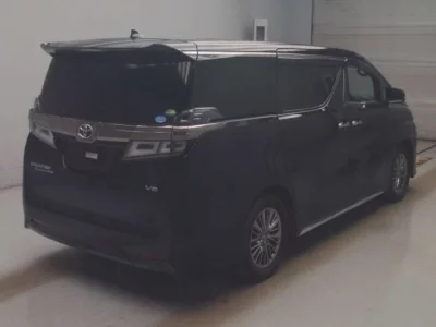 Toyota VELLFIRE  с аукциона в Японии