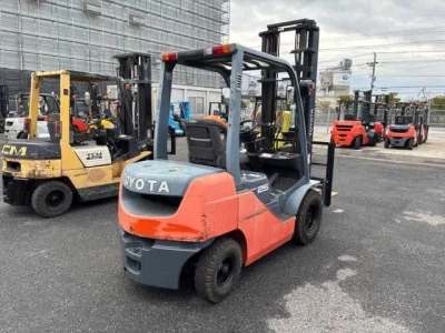 Toyota FORKLIFT