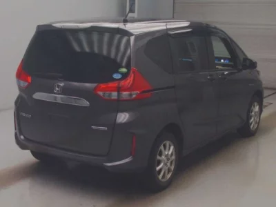 Honda FREED  с аукциона в Японии