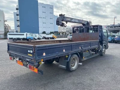 Hino DUTRO  с аукциона в Японии