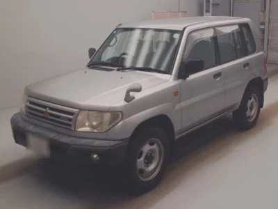 Mitsubishi PAJERO IO  с аукциона в Японии