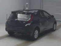 Toyota AQUA лот № 20145 оценка R  с аукциона в Японии 1