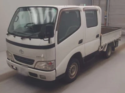 Toyota DYNA  с аукциона в Японии