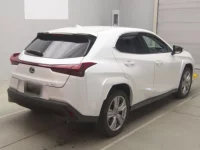 Lexus UX лот № 71007 оценка 5  с аукциона в Японии 1