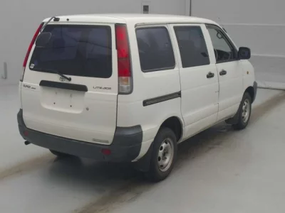 Toyota LITE ACE VAN  с аукциона в Японии