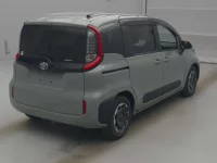Toyota SIENTA лот № 70155 оценка RA  с аукциона в Японии 1