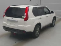 Nissan X-TRAIL лот № 70057 оценка RA  с аукциона в Японии 1