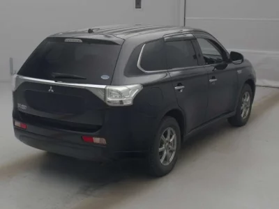 Mitsubishi OUTLANDER PHEV