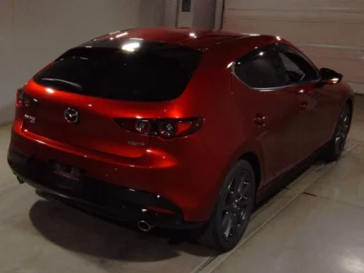 Mazda MAZDA3  с аукциона в Японии