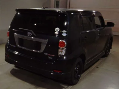 Toyota COROLLA RUMION  с аукциона в Японии