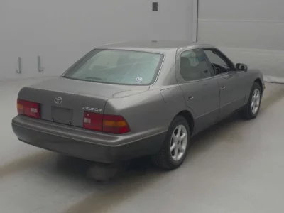 Toyota CELSIOR  с аукциона в Японии