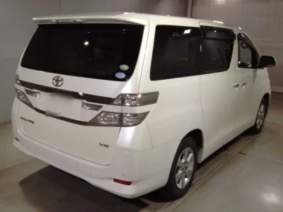 Toyota VELLFIRE  с аукциона в Японии