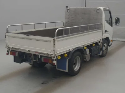 Hino DUTRO  с аукциона в Японии