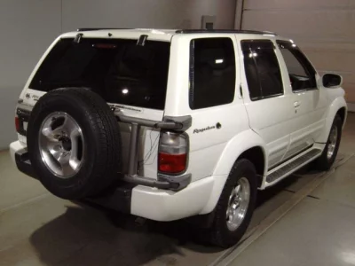 Nissan TERRANO REGULUS