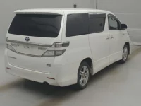 Toyota VELLFIRE лот № 70209 оценка 3  с аукциона в Японии 1