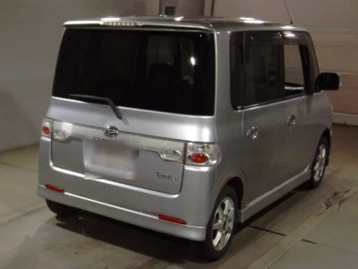 Daihatsu TANTO  с аукциона в Японии