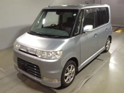 Daihatsu TANTO  с аукциона в Японии