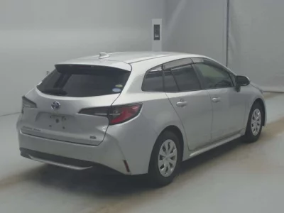 Toyota COROLLA TOURING  с аукциона в Японии