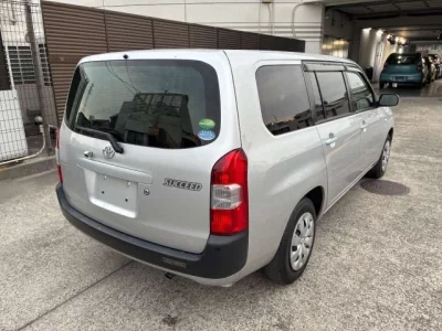 Toyota SUCCEED