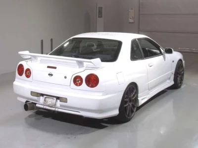 Nissan SKYLINE