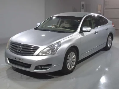 Nissan TEANA