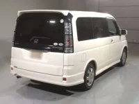 Honda STEP WAGON лот № 4021 оценка 3  с аукциона в Японии 1