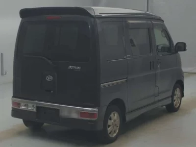 Daihatsu Atrai Wagon  с аукциона в Японии