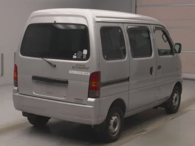 Suzuki EVERY  с аукциона в Японии