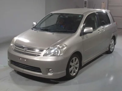 Toyota RAUM