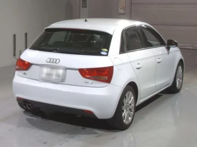 Audi A1  с аукциона в Японии
