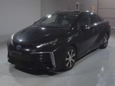 Toyota MIRAI  с аукциона в Японии