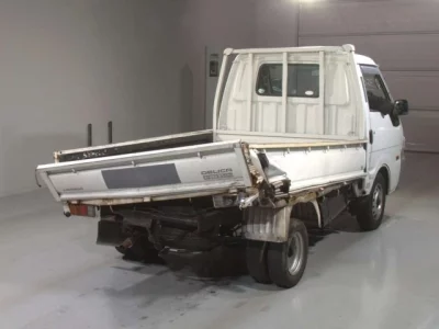 Mitsubishi DELICA TRUCK