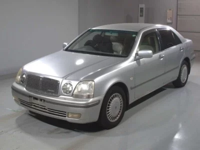 Toyota PROGRES  с аукциона в Японии