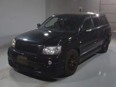 Toyota KLUGER  с аукциона в Японии